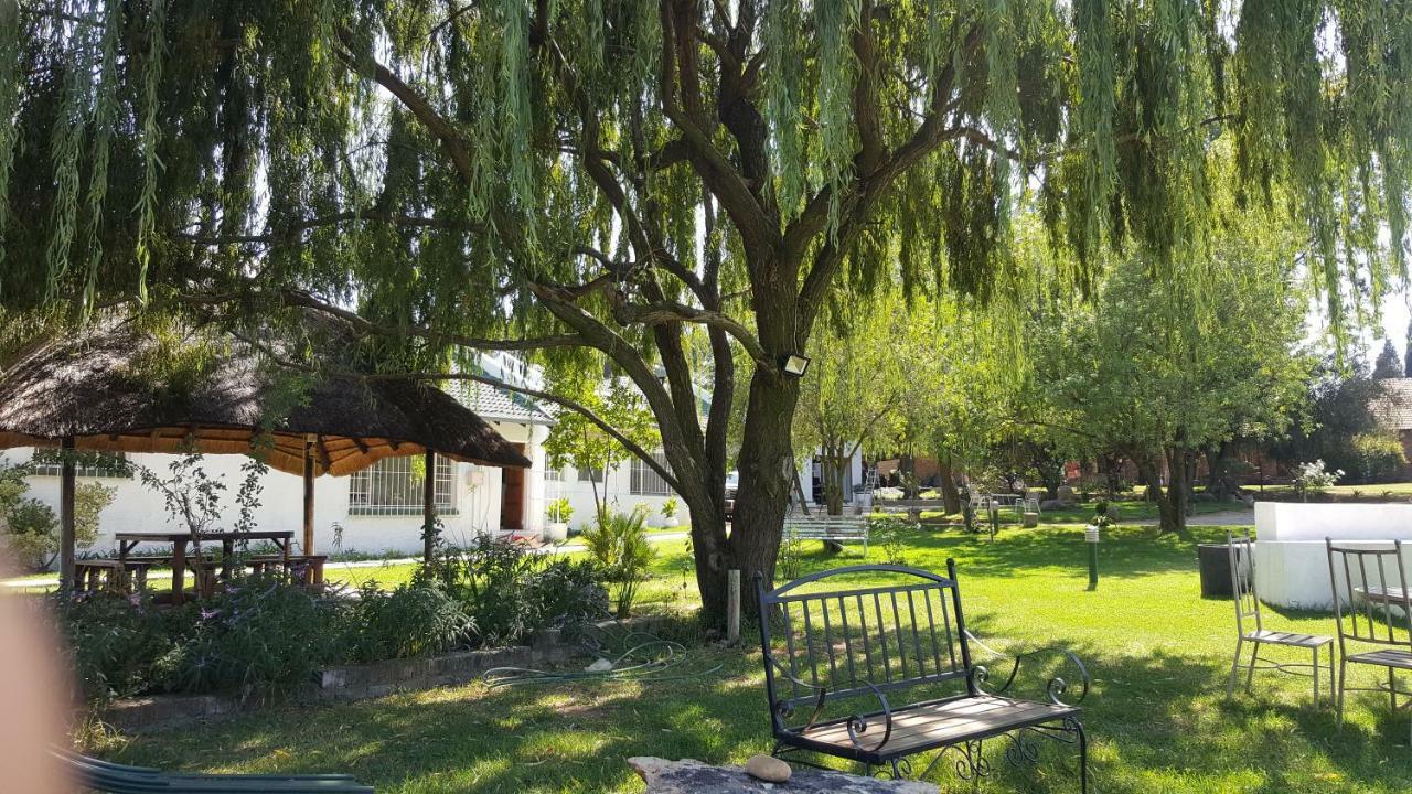 Simbasun Cottages Мідранд Екстер'єр фото